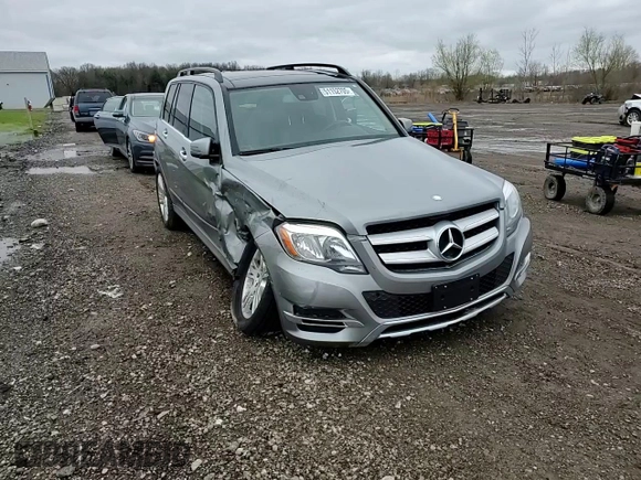 2015 Mercedes-Benz GLK 350 с VIN WDCGG8JBXFG413062, выставлен на аукционе Copart как лот 51152705 с пробегом 139 232 миль миль и Списание • Salvage title. История ставок и продаж доступна на DreamBid. Изображение 12.
