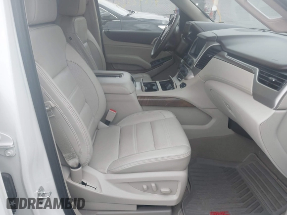 2020 GMC Yukon XL Denali with VIN 1GKS2HKJ9LR225805, listed as a IAAI auction lot 41892365 with 45,494 mi miles. Bid and sale history available at carsss.com. Image 5.