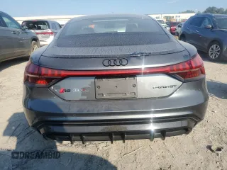 2022 Audi RS e-tron GT z VIN WAUAHBFW6N7904693, wystawiony jako Copart lot #72273784 z przebiegiem 10 180 mil mil oraz Szkody całkowita. Historia ofert i sprzedaży dostępna na DreamBid. Obrazek 6.