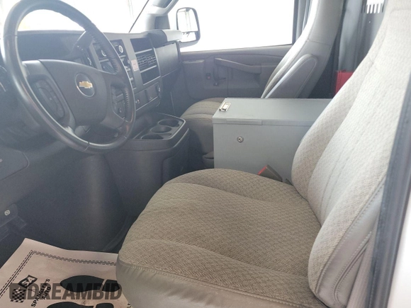 2022 Chevrolet Express Cargo with VIN 1GCWGAFP9N1262441, listed as a IAAI auction lot 42726973 with 39,809 mi miles and . Bid and sale history available at DreamBid. Image 28.