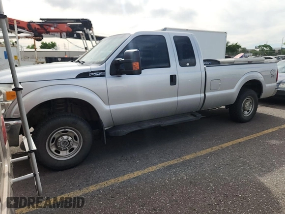 2014 Ford F-250 XL with VIN 1FT7X2B6XEEB53759, listed as a IAAI auction lot 42624858 with 118,283 mi miles and . Bid and sale history available at DreamBid. Image 22.