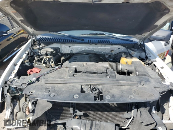2015 Ford Expedition XL with VIN 1FMJU1FT8FEF44964, listed as a Copart auction lot 53561175 with Not provided miles and Salvage title. Bid and sale history available at DreamBid. Image 12.