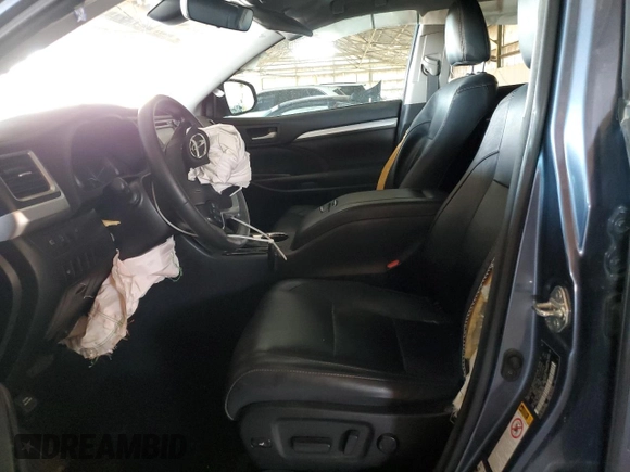 2017 Toyota Highlander XLE with VIN 5TDJZRFH5HS462350, listed as a Copart auction lot 63927495 with 143,051 mi miles and Salvage title. Bid and sale history available at DreamBid. Image 7.