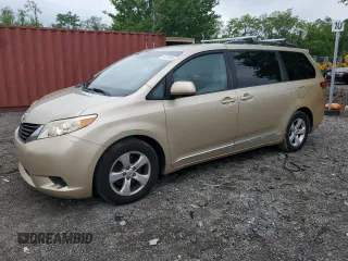 2013 Toyota Sienna LE AAS with VIN 5TDKK3DC8DS365960, listed as a Copart auction lot 56732305 with 91,178 mi miles and Salvage title. Bid and sale history available at DreamBid. Image 1.