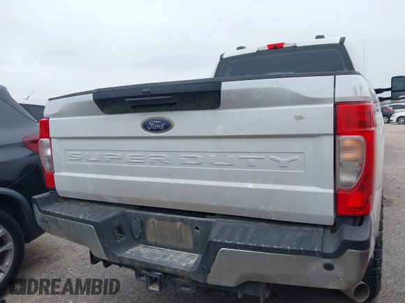 2020 Ford F-250 XL с VIN 1FT7X2B65LEC74485, выставлен на аукционе IAAI как лот 41593836 с пробегом 137 555 миль миль и . История ставок и продаж доступна на DreamBid. Изображение 16.