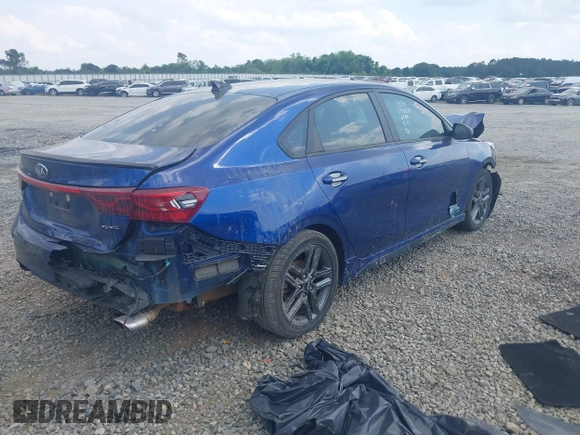 2021 Kia Forte GT-Line z VIN 3KPF34AD1ME278588, wystawiony jako IAAI lot #42091280 z przebiegiem 53 738 mil mil oraz . Historia ofert i sprzedaży dostępna na DreamBid. Obrazek 4.