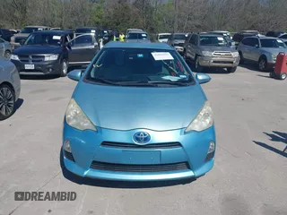 2013 Toyota Prius One z VIN JTDKDTB3XD1045937, wystawiony jako IAAI lot #41862939 z przebiegiem 144 947 mil mil oraz . Historia ofert i sprzedaży dostępna na DreamBid. Obrazek 12.