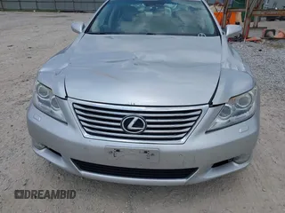 2011 Lexus LS 460 z VIN JTHCL5EFXB5010523, wystawiony jako IAAI lot #42438765 z przebiegiem 156 475 mil mil oraz . Historia ofert i sprzedaży dostępna na DreamBid. Obrazek 6.