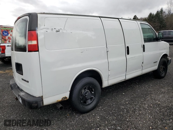 2006 Chevrolet Express Cargo with VIN 1GCHG35U961142376, listed as a Copart auction lot 47741725 with 268,409 mi miles and Clean title. Bid and sale history available at DreamBid. Image 3.