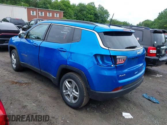 2024 Jeep Compass Latitude with VIN 3C4NJDBN9RT606397, listed as a IAAI auction lot 42533102 with 30,835 mi miles and . Bid and sale history available at DreamBid. Image 3.