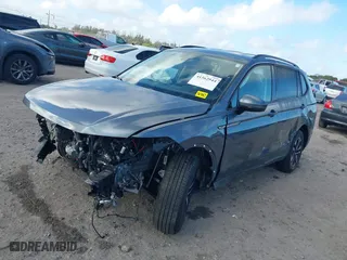 2024 Volkswagen Tiguan S with VIN 3VVRB7AX6RM101156, listed as a IAAI auction lot 41562944 with 1,984 mi miles. Bid and sale history available at carsss.com. Image 17.