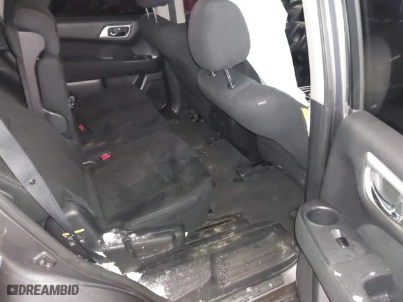 2015 Nissan Pathfinder S with VIN 5N1AR2MM9FC708365, listed as a IAAI auction lot 41240507 with 83,434 mi miles. Bid and sale history available at carsss.com. Image 8.