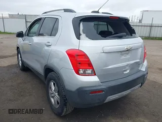 2015 Chevrolet Trax LT with VIN 3GNCJLSB2FL212718, listed as a IAAI auction lot 41657861 with 136,155 mi miles. Bid and sale history available at carsss.com. Image 3.