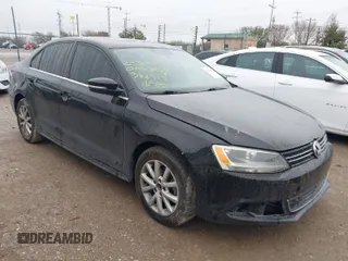 2013 Volkswagen Jetta SE with VIN 3VWDX7AJ2DM362974, listed as a IAAI auction lot 41554466 with 118,394 mi miles and . Bid and sale history available at DreamBid. Image 1.