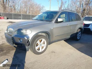 2007 BMW X5 3.0si with VIN 5UXFE43557L011254, listed as a IAAI auction lot 41696843 with 201,402 mi miles. Bid and sale history available at carsss.com. Image 2.