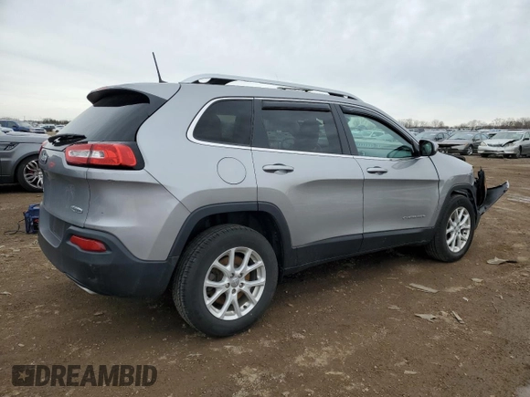 2017 Jeep Cherokee Latitude with VIN 1C4PJMCS8HW576654, listed as a Copart auction lot 50926095 with 47,656 mi miles and Salvage Title. Bid and sale history available at DreamBid. Image 3.