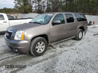 2013 GMC Yukon XL SLT with VIN 1GKS1KE04DR177652, listed as a Copart auction lot 42436065 with 93,896 mi miles and Salvage Title. Bid and sale history available at carsss.com. Image 1.