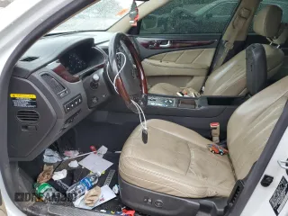 2012 Hyundai Equus Signature с VIN KMHGH4JH8CU047949, выставлен на аукционе Copart как лот 52903595 с пробегом 105 049 миль миль и Списание • Salvage title. История ставок и продаж доступна на DreamBid. Изображение 7.