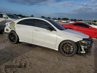 2023 Mercedes-Benz CLA 35 AMG z VIN W1K5J5BB0PN408872, wystawiony jako Copart lot #74823254 z przebiegiem 12 063 mil mil oraz Szkoda całkowita • Salvage title. Historia ofert i sprzedaży dostępna na DreamBid. Obrazek 4.