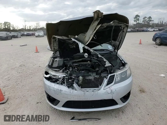 2010 Saab 9-3 z VIN YS3FA4CY6A1610828, wystawiony jako Copart lot #44616125 z przebiegiem 111 308 mil mil oraz Szkoda całkowita • Salvage title. Historia ofert i sprzedaży dostępna na DreamBid. Obrazek 11.