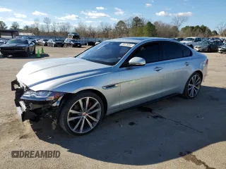 2017 Jaguar XF S with VIN SAJBG4BV1HCY48226, listed as a Copart auction lot 39578864 with 52,425 mi miles. Bid and sale history available at carsss.com. Image 1.