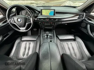 2016 BMW X6 xDrive50i with VIN 5UXKU6C5XG0R34277, listed as a Copart auction lot 48402165 with 103,762 mi miles and Clean Title. Bid and sale history available at carsss.com. Image 9.