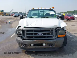 2001 Ford F-350 XL с VIN 1FDSF34FX1ED78415, выставлен на аукционе IAAI как лот 42440102 с пробегом Не указан миль и . История ставок и продаж доступна на DreamBid. Изображение 12.