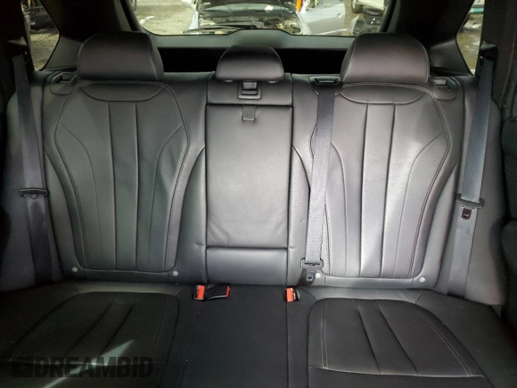 2018 BMW X5 xDrive35i with VIN 5UXKR0C54JL073568, listed as a Copart auction lot 48888015 with 107,749 mi miles and Salvage Title. Bid and sale history available at carsss.com. Image 10.