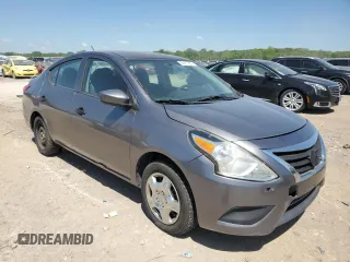 2017 Nissan Versa S Plus z VIN 3N1CN7AP7HL843570, wystawiony jako Copart lot #56417205 z przebiegiem Nie podano mil oraz Czysty tytuł • Clean title. Historia ofert i sprzedaży dostępna na DreamBid. Obrazek 4.
