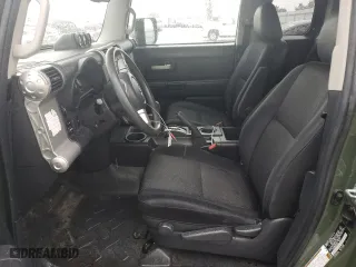 2011 Toyota FJ Cruiser with VIN JTEBU4BFXBK103533, listed as a Copart auction lot 49108565 with 106,123 mi miles and Salvage Title. Bid and sale history available at carsss.com. Image 7.