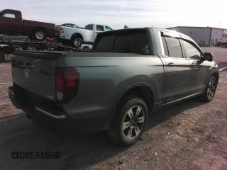 2019 Honda Ridgeline RTL-T with VIN 5FPYK3F64KB013498, listed as a Copart auction lot 44334195 with 104,197 mi miles and Salvage title. Bid and sale history available at DreamBid. Image 3.