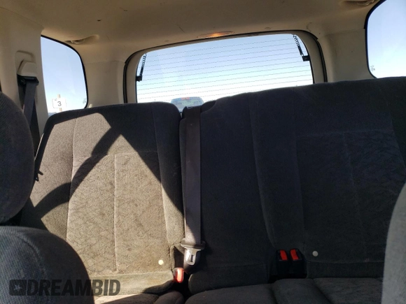 2005 GMC Envoy SLT with VIN 1GKDT13S452339694, listed as a Copart auction lot 48368875 with 170,832 mi miles and Salvage Title. Bid and sale history available at carsss.com. Image 10.
