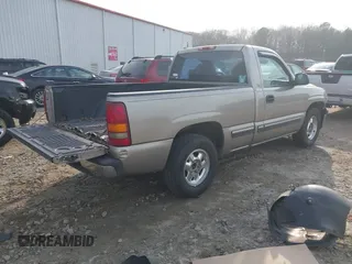 1999 Chevrolet Silverado 1500 with VIN 1GCEC14W8XZ104775, listed as a IAAI auction lot 41507939 with 252,951 mi miles. Bid and sale history available at carsss.com. Image 4.