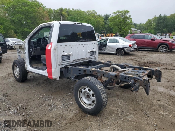 2019 Ford F-150 XL with VIN 1FTMF1EP3KKC92729, listed as a Copart auction lot 57322625 with Not provided miles and Clean title. Bid and sale history available at DreamBid. Image 2.
