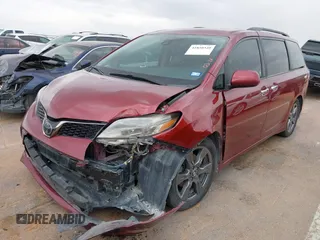 2018 Toyota Sienna SE с VIN 5TDXZ3DC4JS961452, выставлен на аукционе IAAI как лот 41850340 с пробегом 111 229 миль миль и . История ставок и продаж доступна на DreamBid. Изображение 17.
