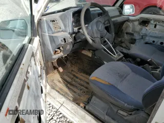 1994 Suzuki Sidekick z VIN 2S3TA01C8R6408593, wystawiony jako Copart lot #65011514 z przebiegiem 248 814 mil mil oraz Tytuł czysty. Historia ofert i sprzedaży dostępna na DreamBid. Obrazek 8.