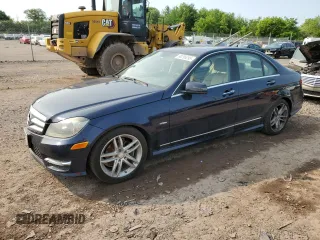 2012 Mercedes-Benz C 250 Sport z VIN WDDGF4HB2CR240408, wystawiony jako Copart lot #60295295 z przebiegiem 206 088 mil mil oraz Czysty tytuł • Clean title. Historia ofert i sprzedaży dostępna na DreamBid. Obrazek 1.