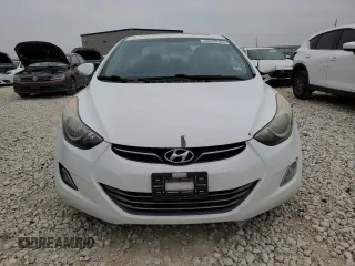 2013 Hyundai Elantra GLS z VIN 5NPDH4AE1DH423061, wystawiony jako Copart lot #50559705 z przebiegiem 121 016 mil mil oraz Czysty tytuł • Clean title. Historia ofert i sprzedaży dostępna na DreamBid. Obrazek 5.