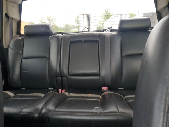 2011 GMC Sierra 1500 Denali z VIN 3GTP2XE25BG226450, wystawiony jako Copart lot #54248565 z przebiegiem 162 474 mil mil oraz Czysty tytuł • Clean title. Historia ofert i sprzedaży dostępna na DreamBid. Obrazek 10.
