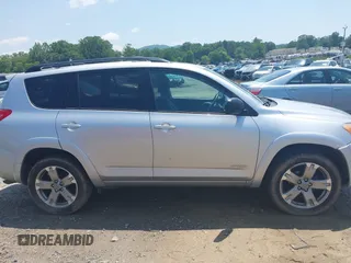 2010 Toyota RAV4 Sport с VIN 2T3RF4DV7AW029334, выставлен на аукционе IAAI как лот 42447558 с пробегом 150 816 миль миль и . История ставок и продаж доступна на DreamBid. Изображение 14.