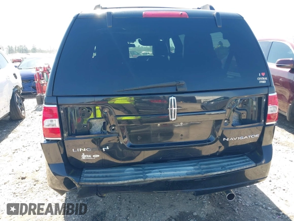 2013 Lincoln Navigator z VIN 5LMJJ2H53DEL00520, wystawiony jako IAAI lot #41769449 z przebiegiem 167 569 mil mil oraz . Historia ofert i sprzedaży dostępna na DreamBid. Obrazek 6.