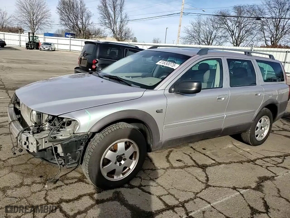 2004 Volvo V70 XC70 with VIN YV1SZ59H741153070, listed as a Copart auction lot 41830075 with NaN miles and Salvage Title. Bid and sale history available at carsss.com. Image 12.