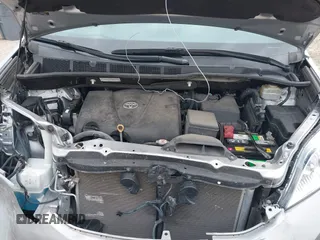 2017 Toyota Sienna XLE Auto Access Seat with VIN 5TDYZ3DC5HS876635, listed as a IAAI auction lot 41874863 with 89,292 mi miles and . Bid and sale history available at DreamBid. Image 10.