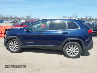 2015 Jeep Cherokee Limited with VIN 1C4PJMDS5FW649720, listed as a IAAI auction lot 42046740 with 158,147 mi miles. Bid and sale history available at carsss.com. Image 14.