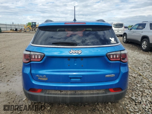 2018 Jeep Compass Altitude with VIN 3C4NJDBB1JT393536, listed as a Copart auction lot 57958345 with 67,612 mi miles and Clean title. Bid and sale history available at DreamBid. Image 6.