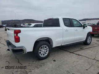 2021 Chevrolet Silverado 1500 LT with VIN 1GCRYDED0MZ108834, listed as a Copart auction lot 44818655 with 43,207 mi miles and Salvage Title. Bid and sale history available at DreamBid. Image 3.
