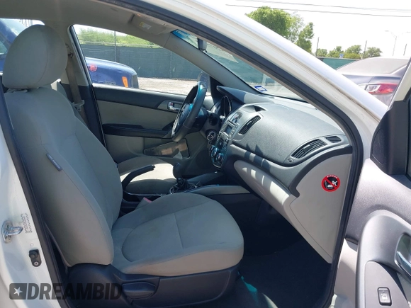 2013 Kia Forte EX with VIN KNAFU4A23D5726320, listed as a IAAI auction lot 42075154 with 160,416 mi miles. Bid and sale history available at carsss.com. Image 5.