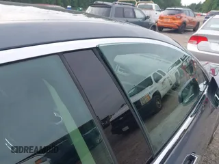 2013 Tesla Model S с VIN 5YJSA1CN4DFP26552, выставлен на аукционе IAAI как лот 42370183 с пробегом Не указан миль и . История ставок и продаж доступна на DreamBid. Изображение 18.