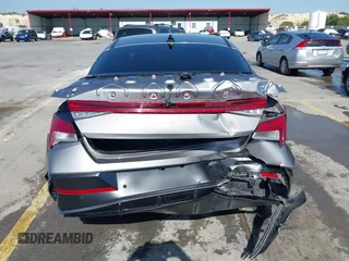 2024 Hyundai Elantra Limited с VIN KMHLP4DG1RU819415, выставлен на аукционе IAAI как лот 42027984 с пробегом 13 884 миль миль и . История ставок и продаж доступна на DreamBid. Изображение 17.