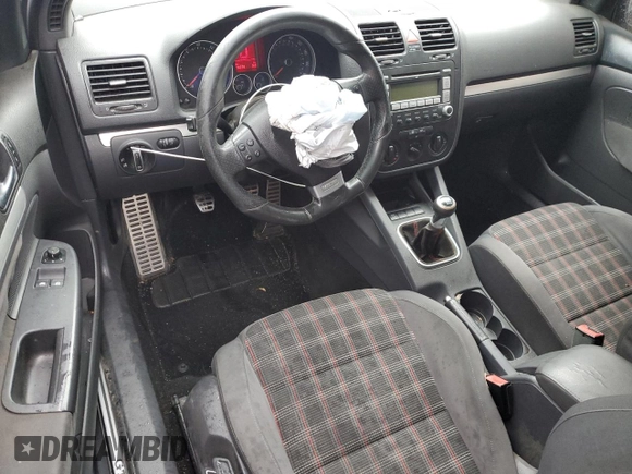 2007 Volkswagen GTI with VIN WVWEV71K97W224200, listed as a Copart auction lot 49146895 with 216,370 mi miles and Salvage title. Bid and sale history available at DreamBid. Image 8.